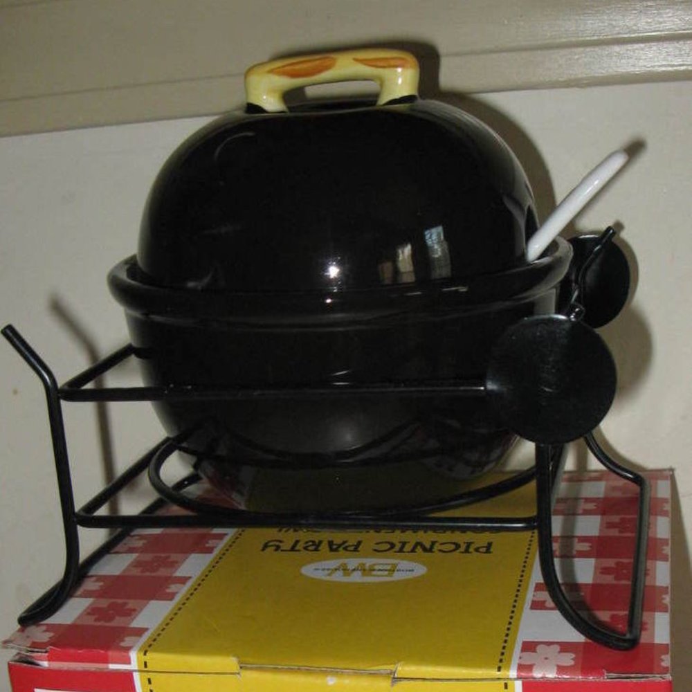 Condiment Bowl 3 Piece 12 oz Bowl Wire Rack and Spoon Black